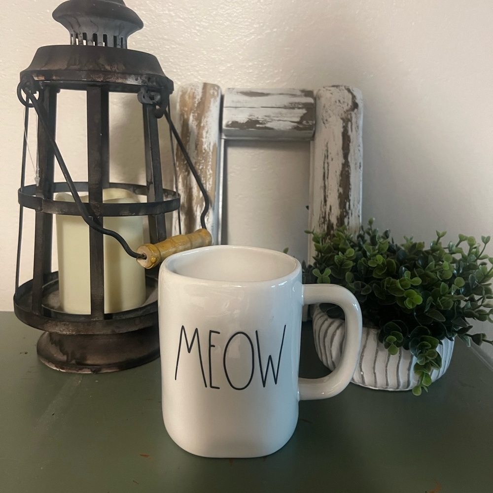 Meow Rae Dunn mug